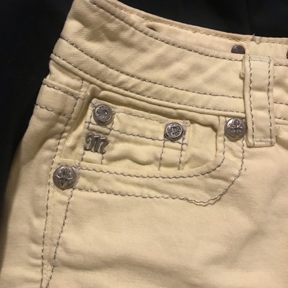 Yellow Miss Me shorts - Picture 3 of 7